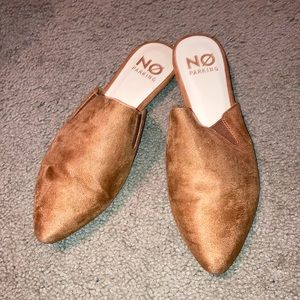 No parking slip on light brown never worn